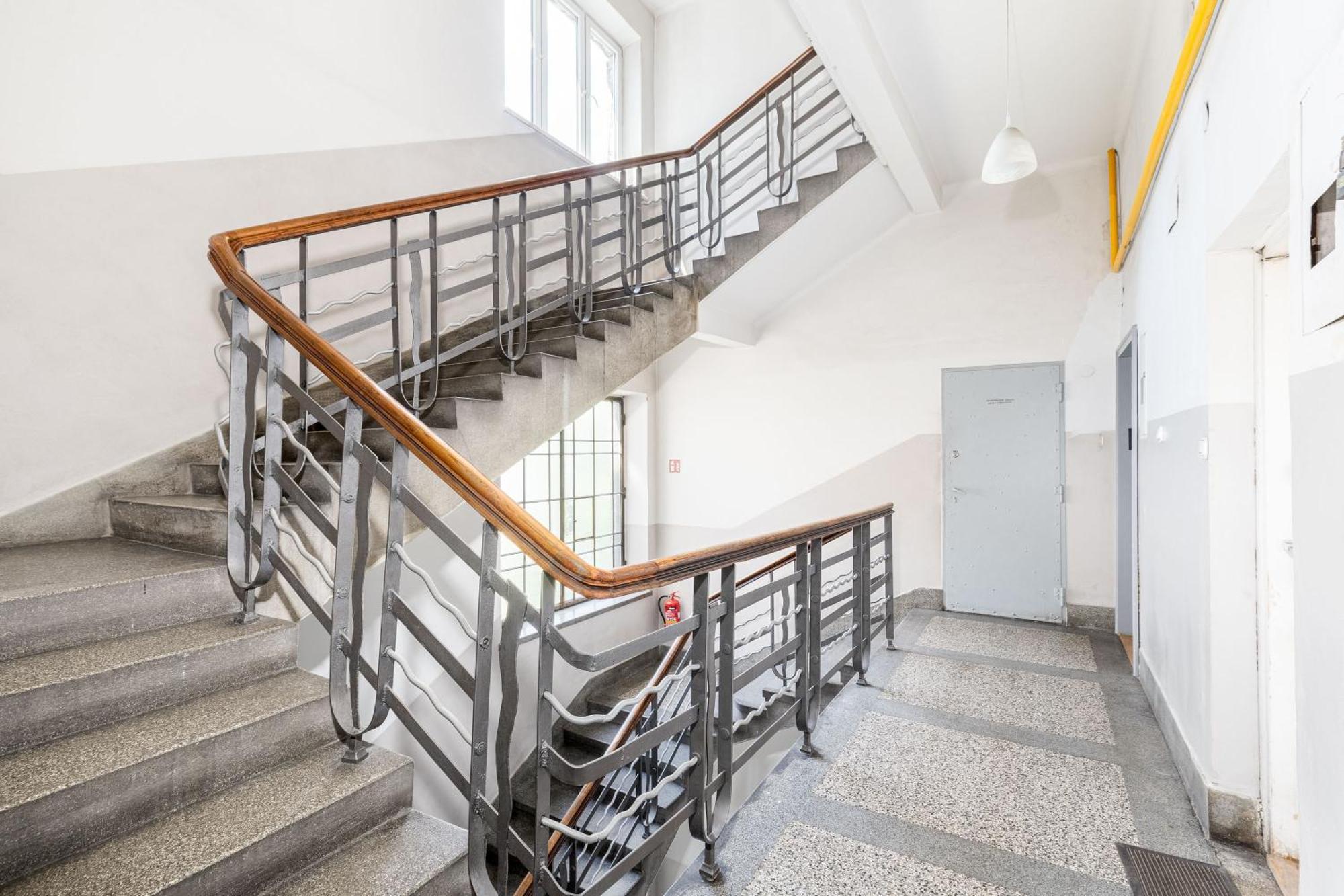 Old Town Chic With Mezzanine Apartment
